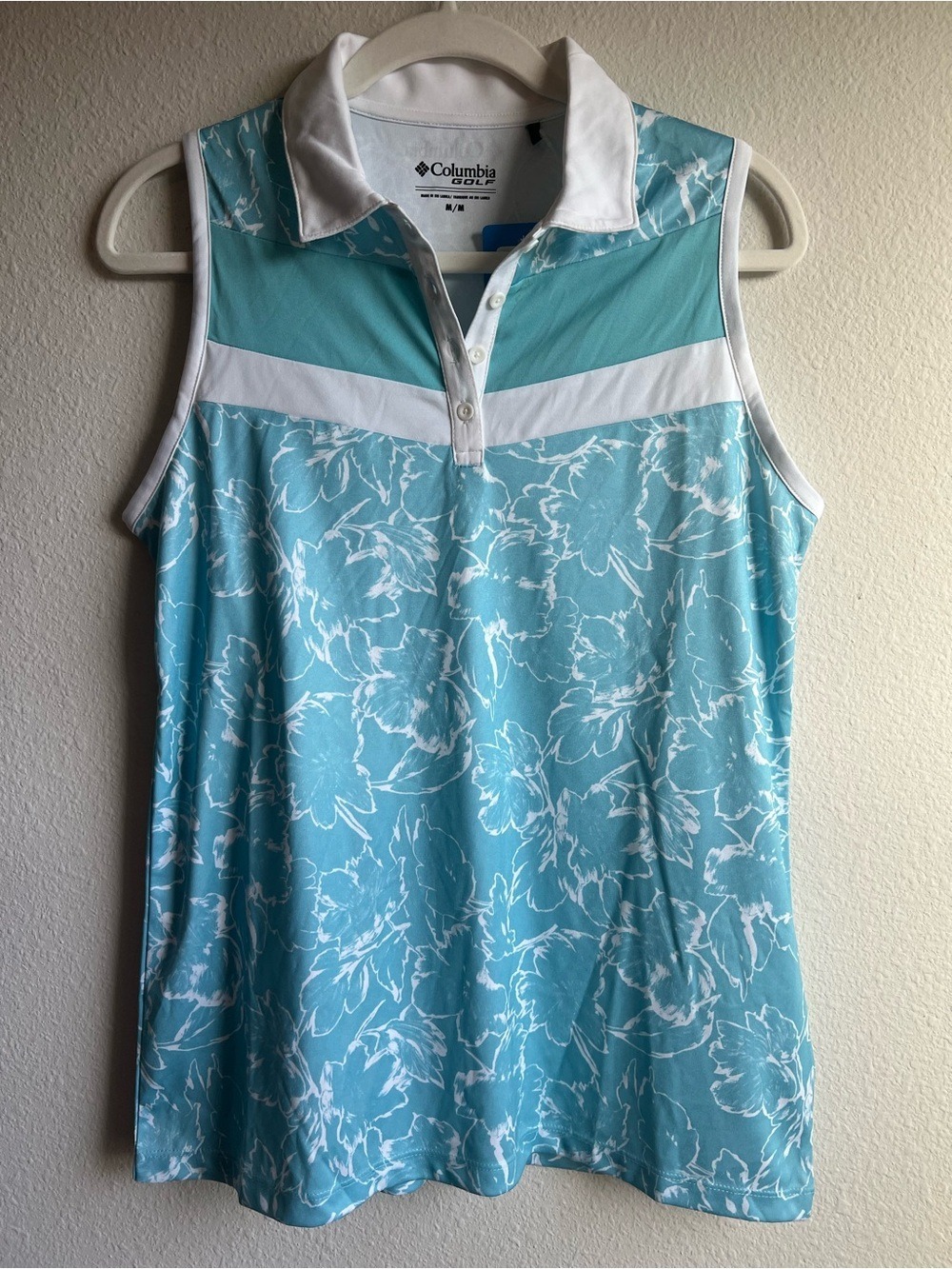 Columbia Golf NWT Women’s Medium Aqua Blue Floral Sleeveless Polo